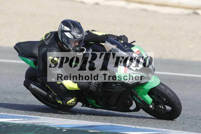 /Archiv-2024/01 26.-28.01.2024 Moto Center Thun Jerez/Gruppe gruen-green/48